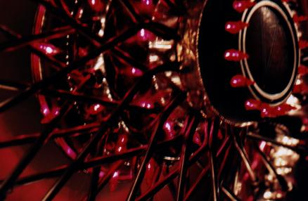 red.JPG (22777 bytes)